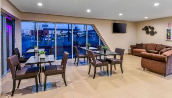 EPIC Hotel Pico Rivera